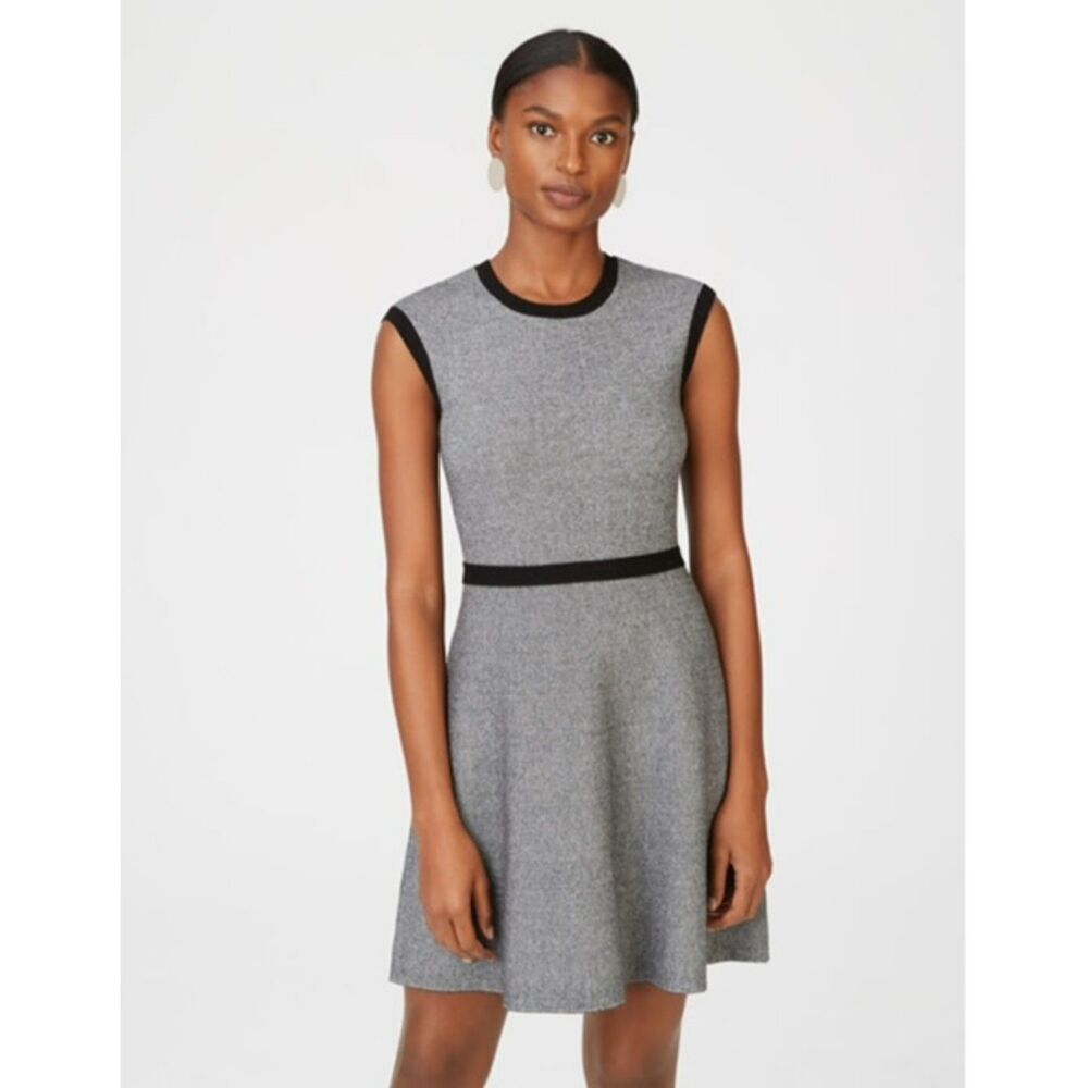 T TAHARI BLACK & WHITE TWEED SLEEVELESS A-LINE KNIT DRESS SIZE MEDIUM